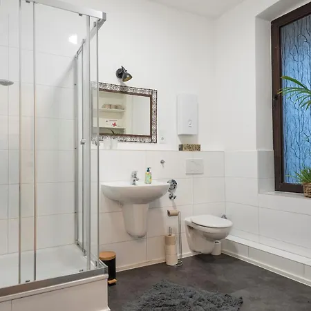 Stilvolles In Zentraler Lage * بوروسيا مونشنغلادباخ